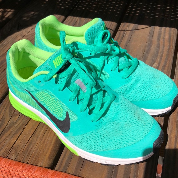 Nike Shoes - Nike Tennis Shoes